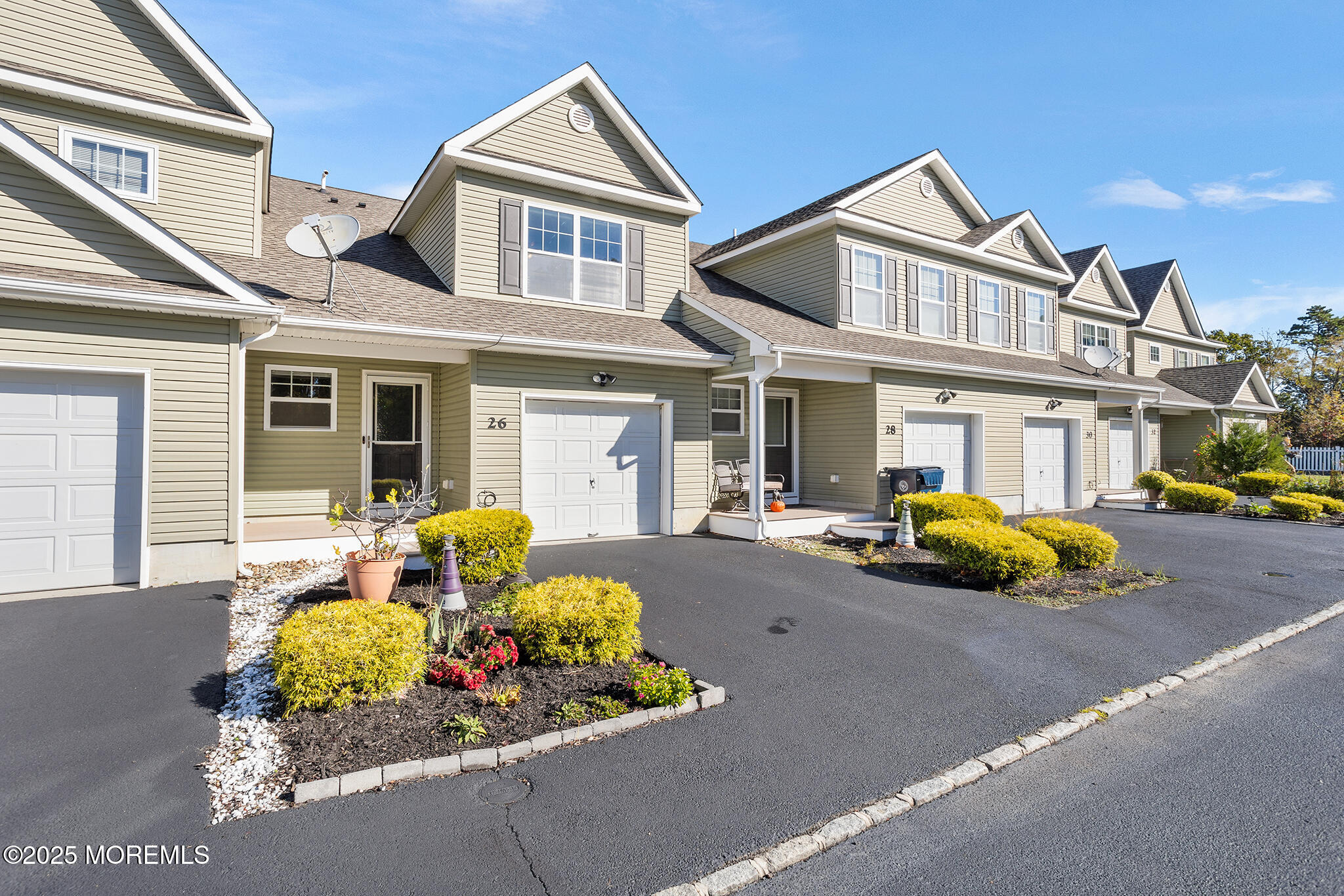 26 Wiley Way Toms River, NJ 08757 - Photo 2 of 36 26 Wiley Way Toms River, NJ-01