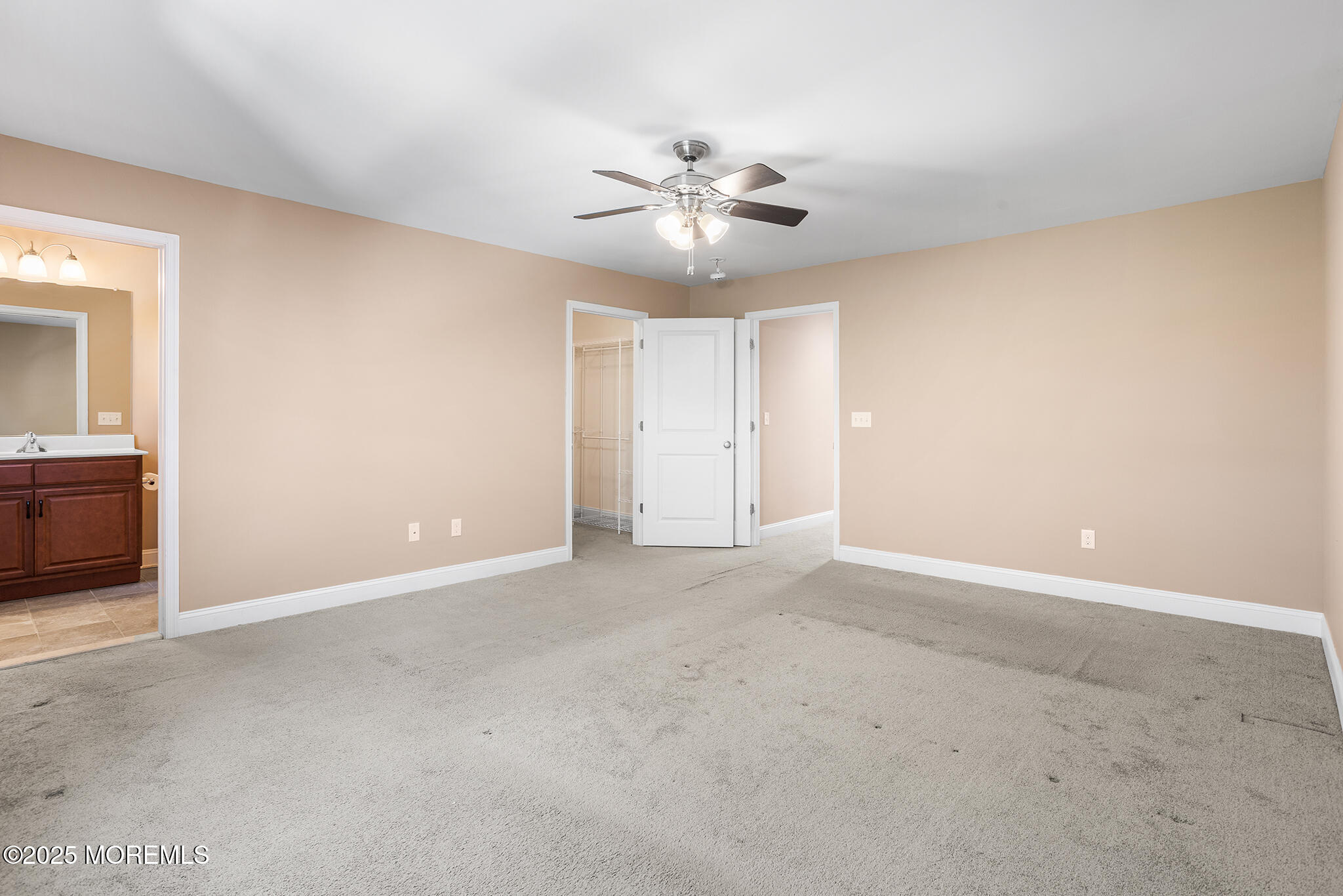 26 Wiley Way Toms River, NJ 08757 - Photo 26 of 36 26 Wiley Way Toms River, NJ-25