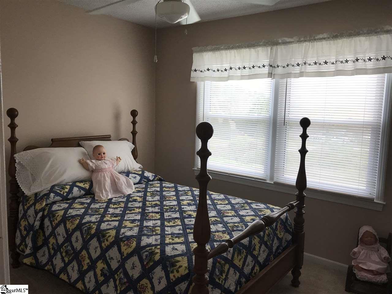 220 Sherwood Road Easley, SC 29640 - Photo 15 of 30