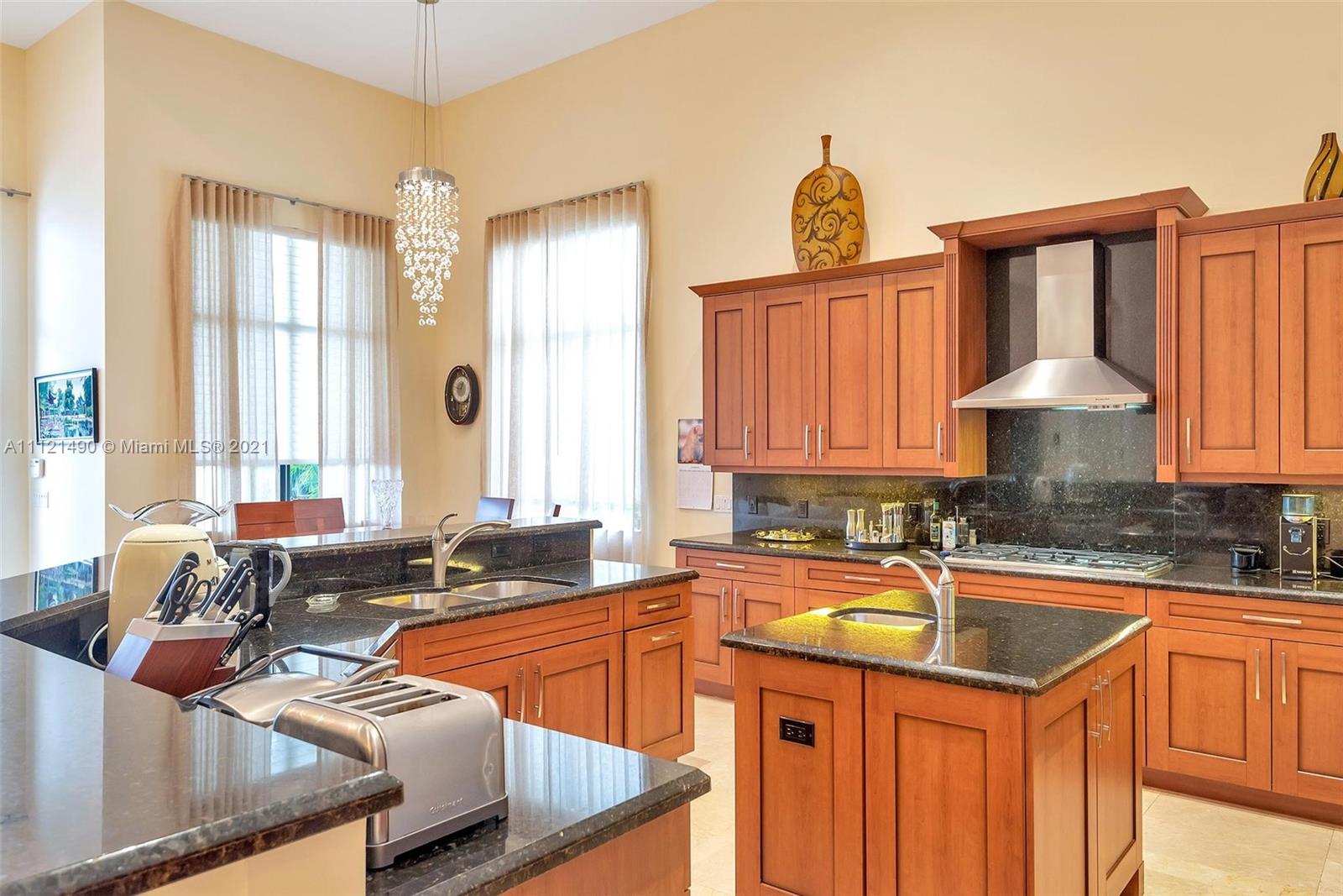 17921 Lake Azure Way Boca Raton, FL 33496 - Photo 25 of 70 Gallery Image 25