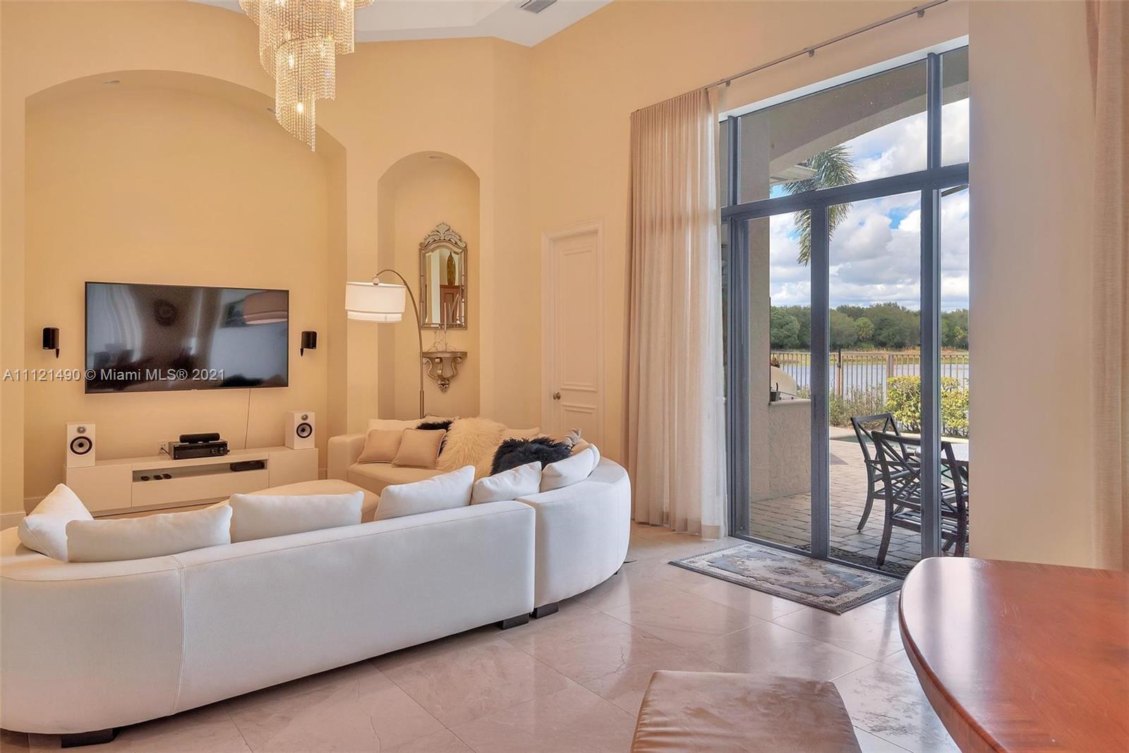 17921 Lake Azure Way Boca Raton, FL 33496 - Photo 32 of 70 Gallery Image 32