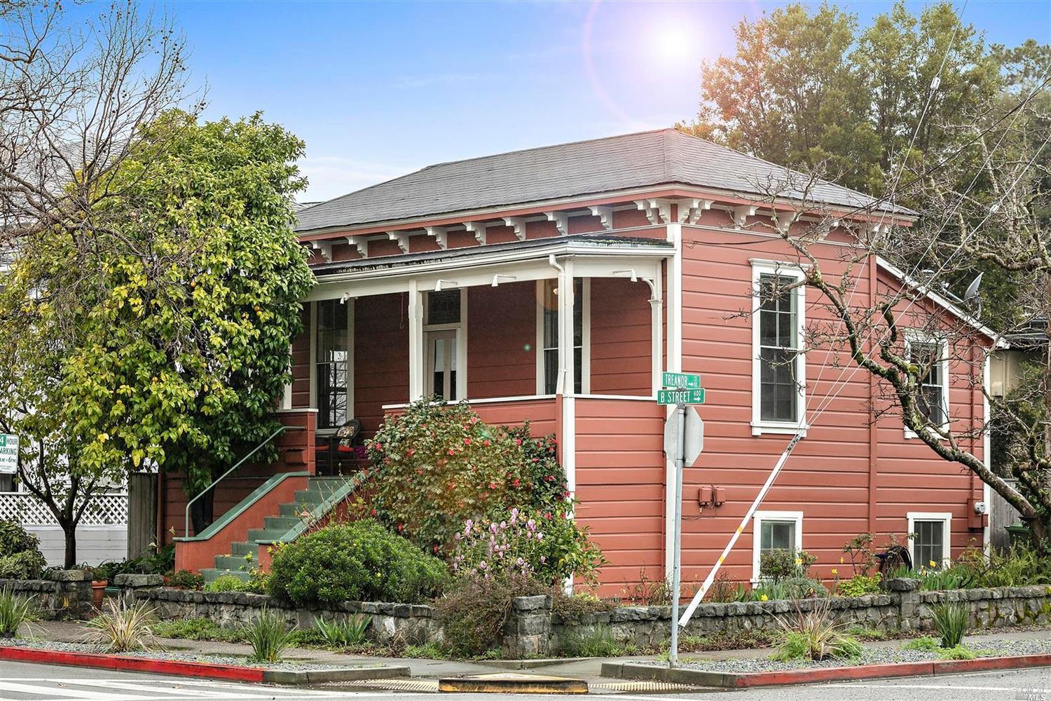 527 B Street San Rafael, CA 94901 - Photo 1 of 1 front view of house with a yard