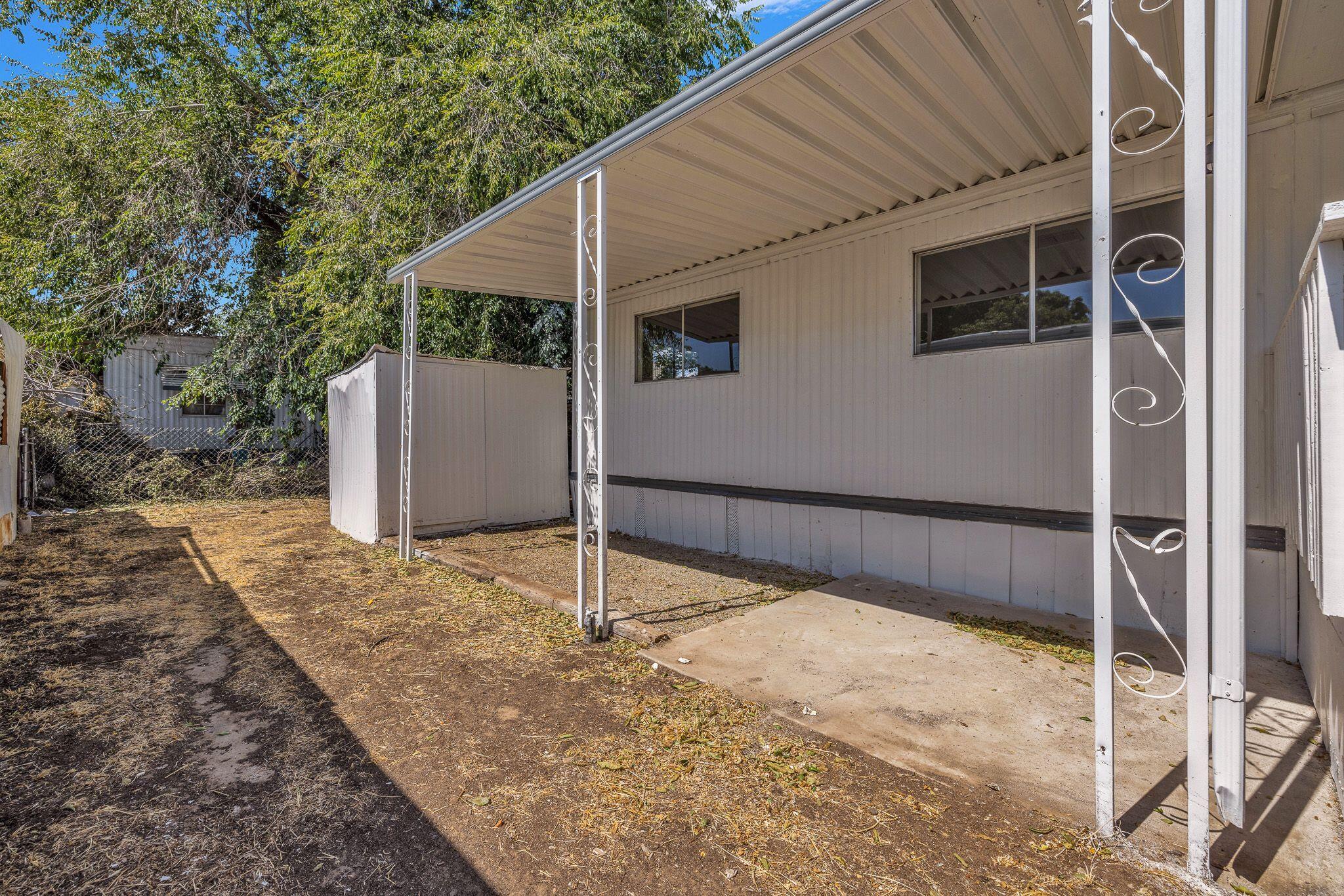 1301 East Avenue I Lancaster, CA 93535 - Photo 23 of 25 a backyard of a house