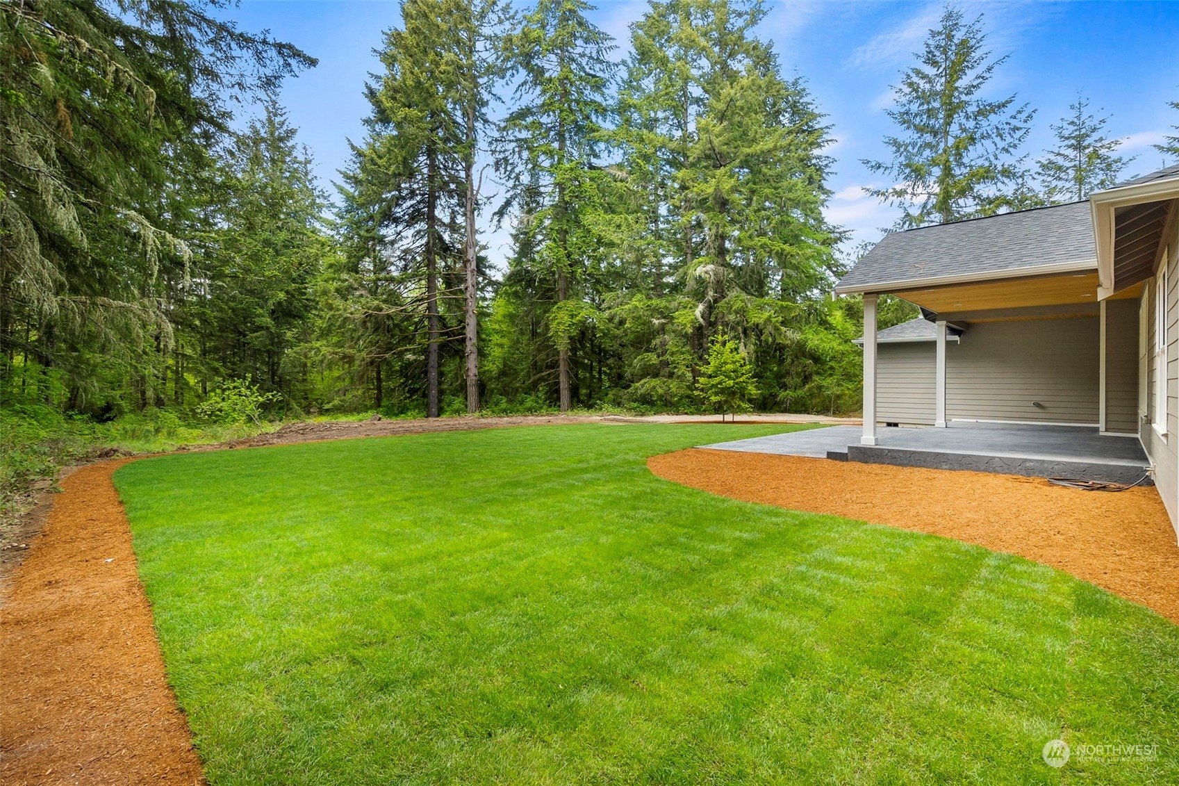 8216 Baird Road Northeast Olympia, WA 98516 - Photo 4 of 28 Gallery Image 4