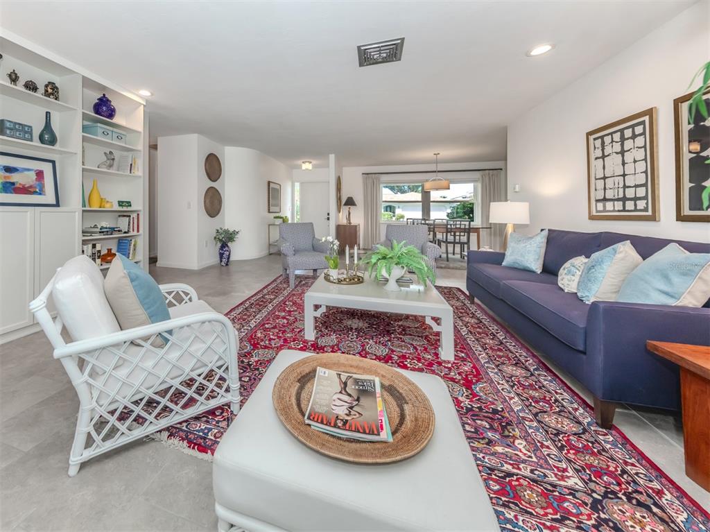 1228 Pine Needle Road Venice, FL 34285 - Photo 14 of 84 Gallery Image 14