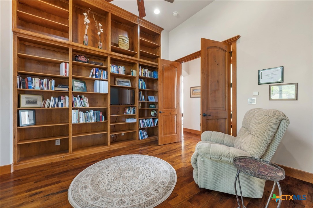 4001 Bell Springs Road Dripping Springs, TX 78620 - Photo 28 of 47 Office/Study