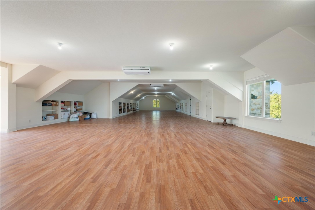 4001 Bell Springs Road Dripping Springs, TX 78620 - Photo 39 of 47 Upstairs Area