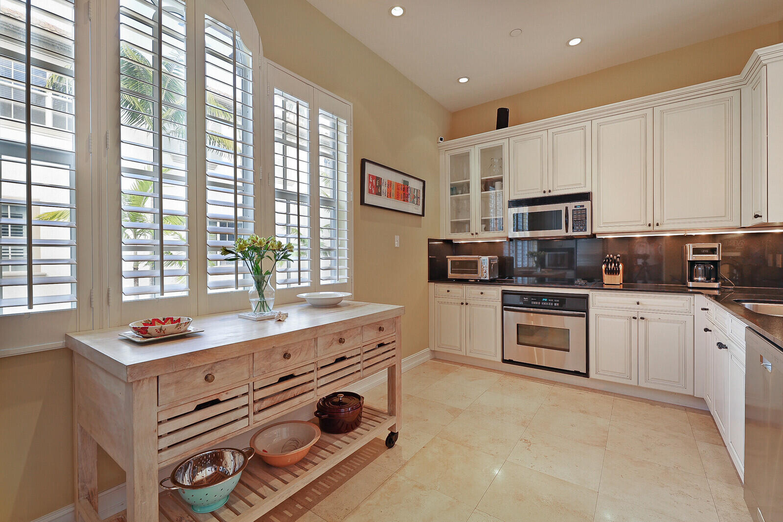604 Renaissance Way Delray Beach, FL 33483 - Photo 7 of 54 kitchen-2
