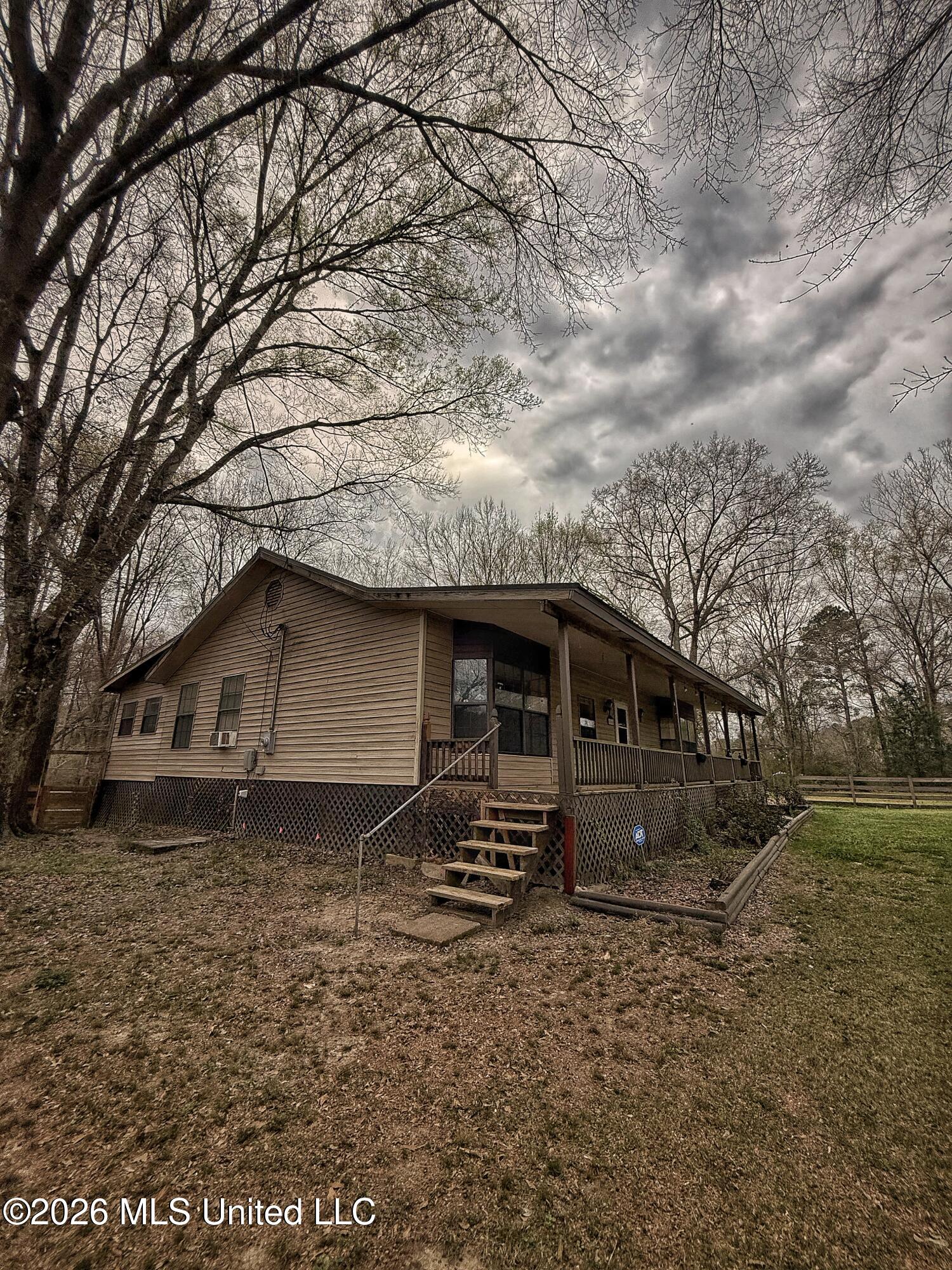 4068 6 Mile Road Crystal Springs, MS 39059 - Photo 17 of 36 FullSizeRender-18