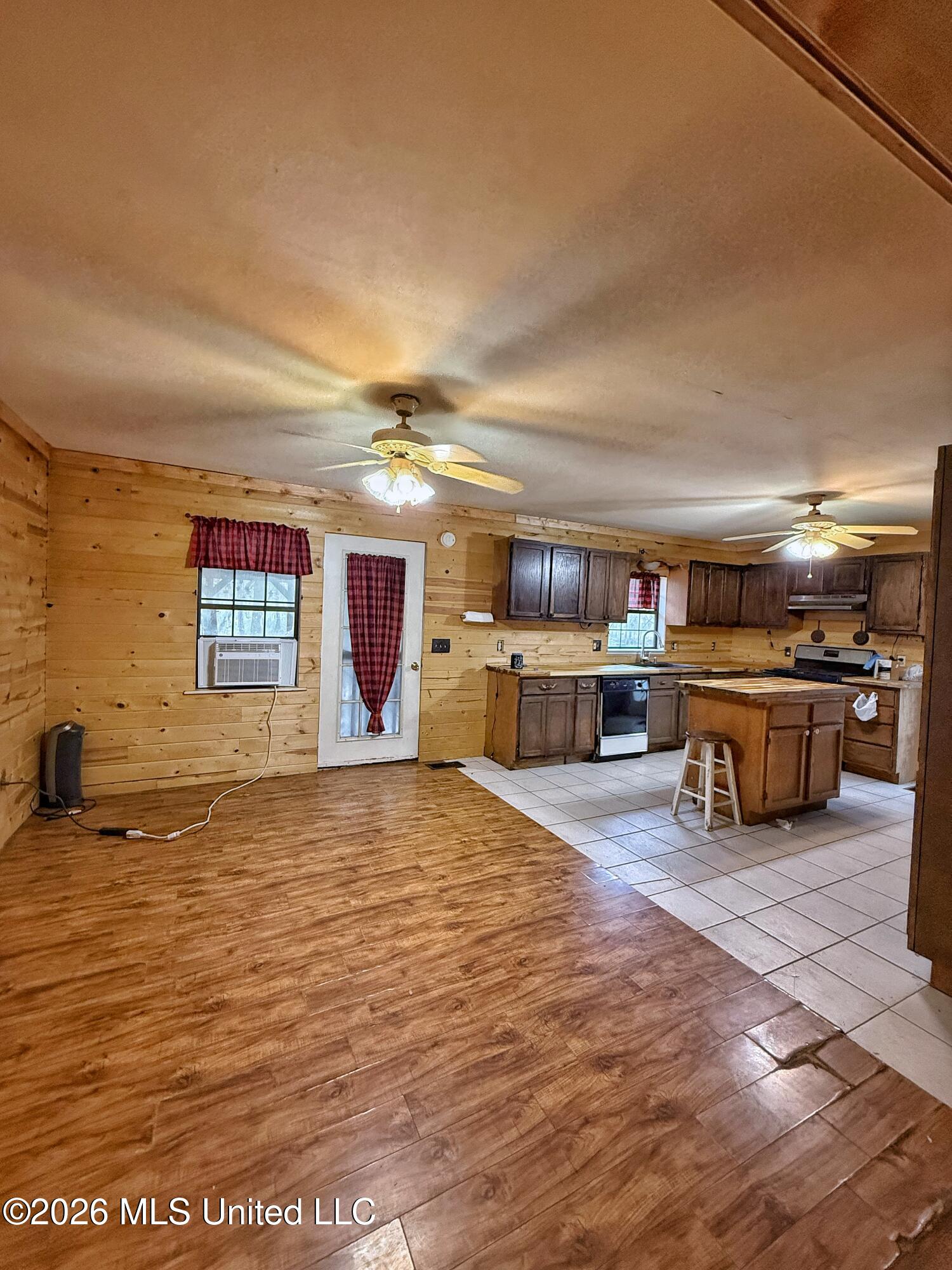 4068 6 Mile Road Crystal Springs, MS 39059 - Photo 6 of 36 FullSizeRender-4
