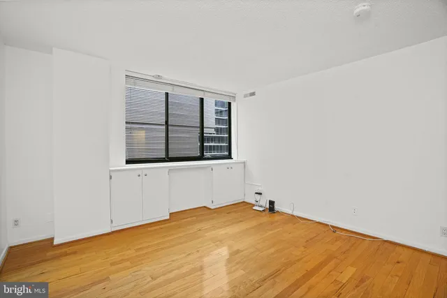 $3,200 | 1140 23rd Street Northwest, Unit 702, Washington, DC 20037