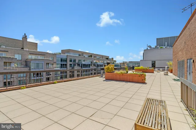 $3,200 | 1140 23rd Street Northwest, Unit 702, Washington, DC 20037