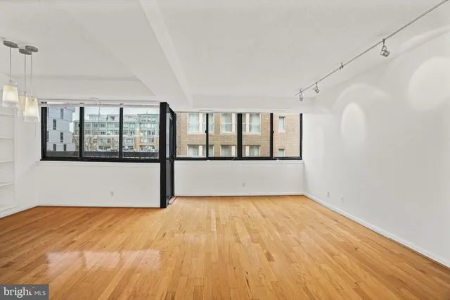 $3,200 | 1140 23rd Street Northwest, Unit 702, Washington, DC 20037