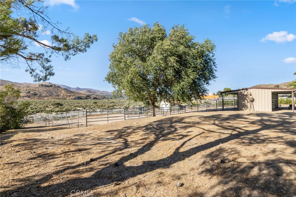 31735 Indian Oak Road Acton, CA 93510 - Photo 30 of 46
