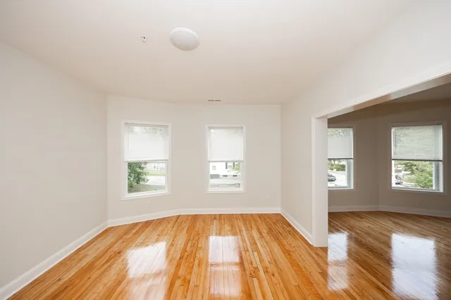 $2,300 | 99 June Street, Unit 3, Worcester, MA 01602