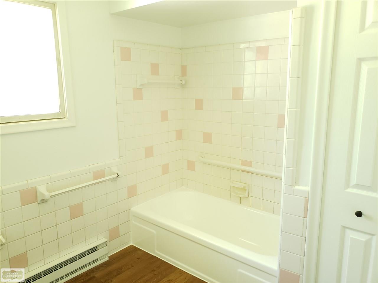 18797 Irwin Road Armada, MI 48005 - Photo 11 of 21 50017711-10.JPG