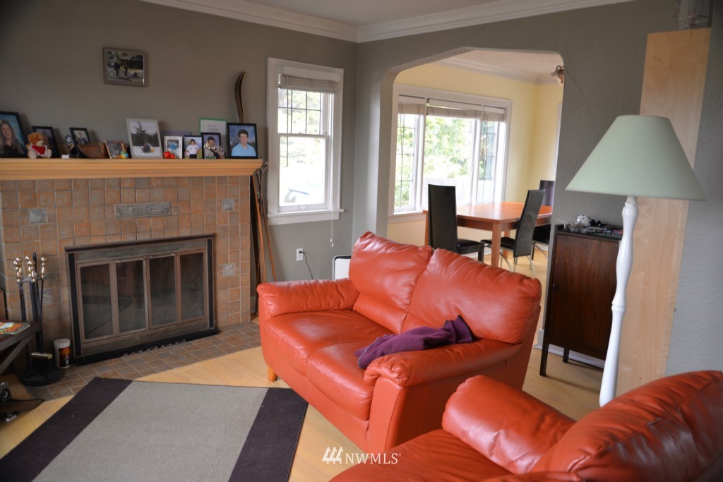 6002 44th Avenue Southwest Seattle, WA 98136 - Photo 17 of 21 Gallery Image 17
