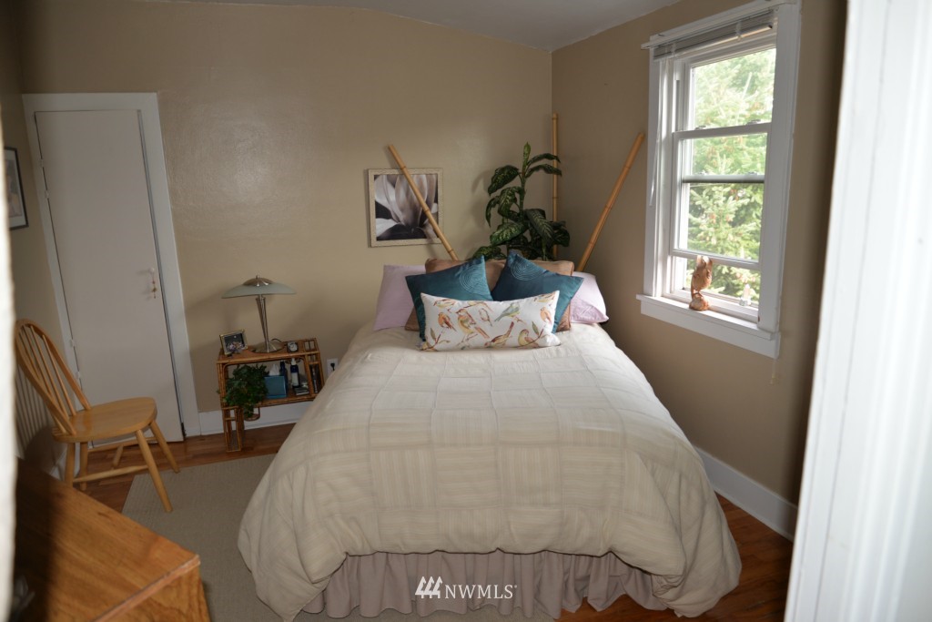 6002 44th Avenue Southwest Seattle, WA 98136 - Photo 9 of 21 Gallery Image 9