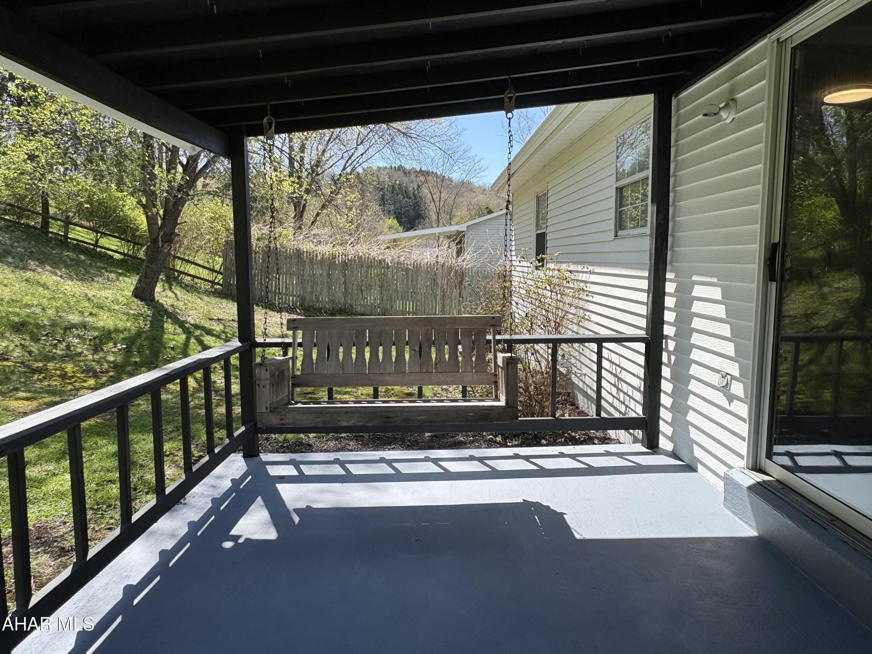 444 Highway 356 Apollo, PA 15613 - Photo 4 of 24
