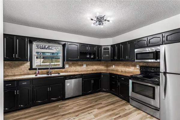 $270,000 | 4630 Northeast 43rd Terrace, Kansas City, MO 64117