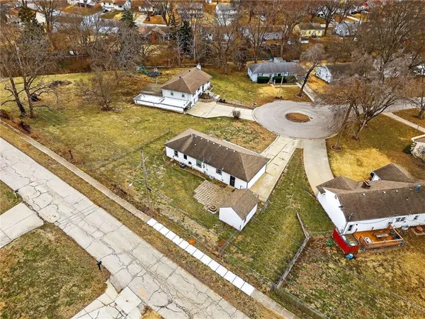 $270,000 | 4630 Northeast 43rd Terrace, Kansas City, MO 64117