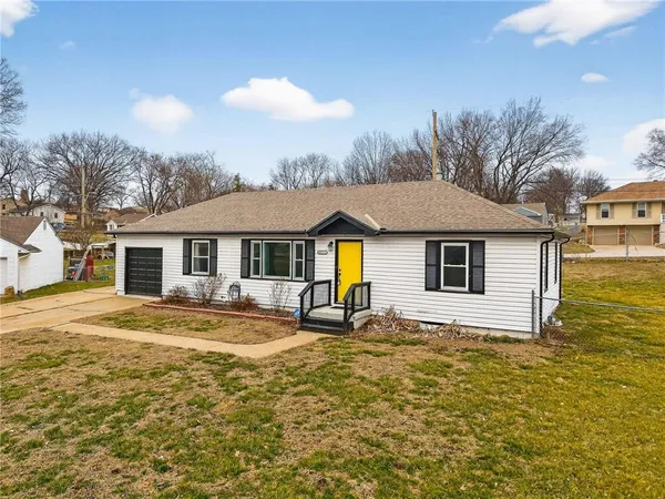 $270,000 | 4630 Northeast 43rd Terrace, Kansas City, MO 64117
