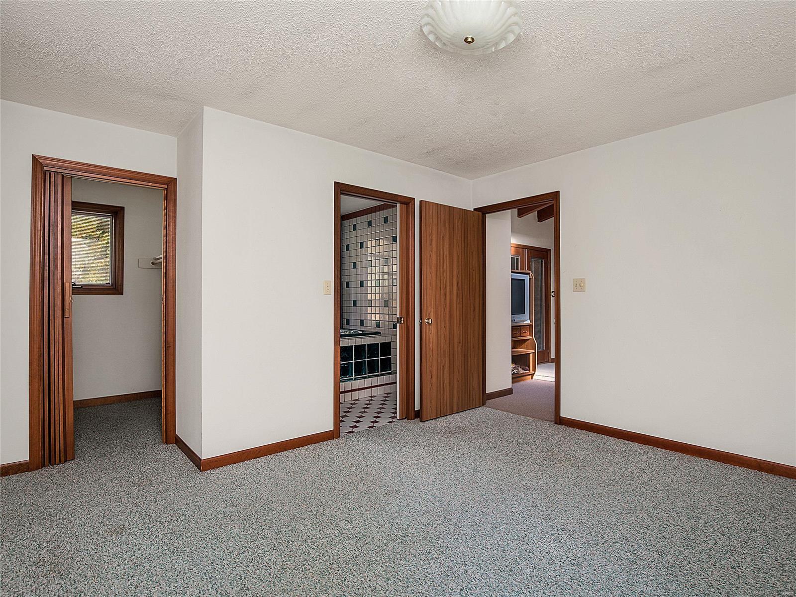 6250 Heintz Road St. Louis, MO 63129 - Photo 12 of 35 Gallery Image 12