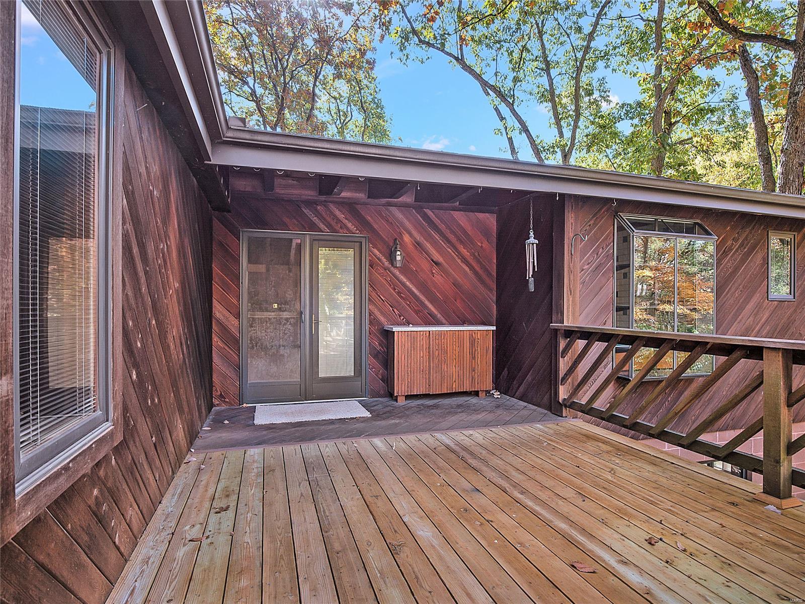 6250 Heintz Road St. Louis, MO 63129 - Photo 4 of 35 Gallery Image 4