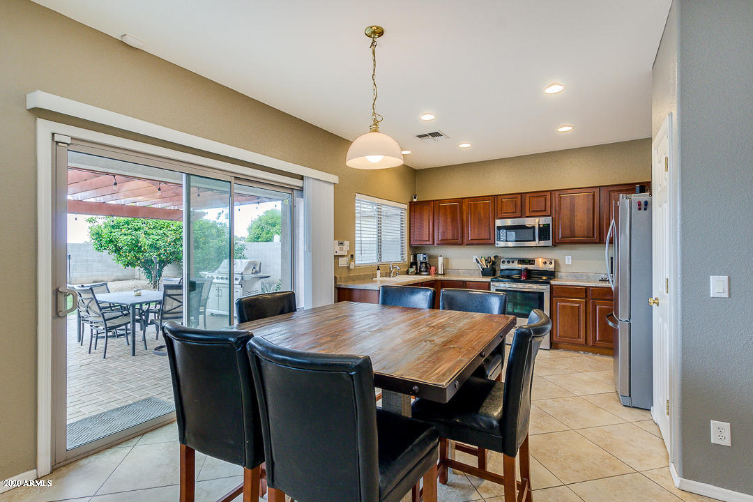 14611 West Boca Raton Road Surprise, AZ 85379 - Photo 12 of 78 15-Boca Raton