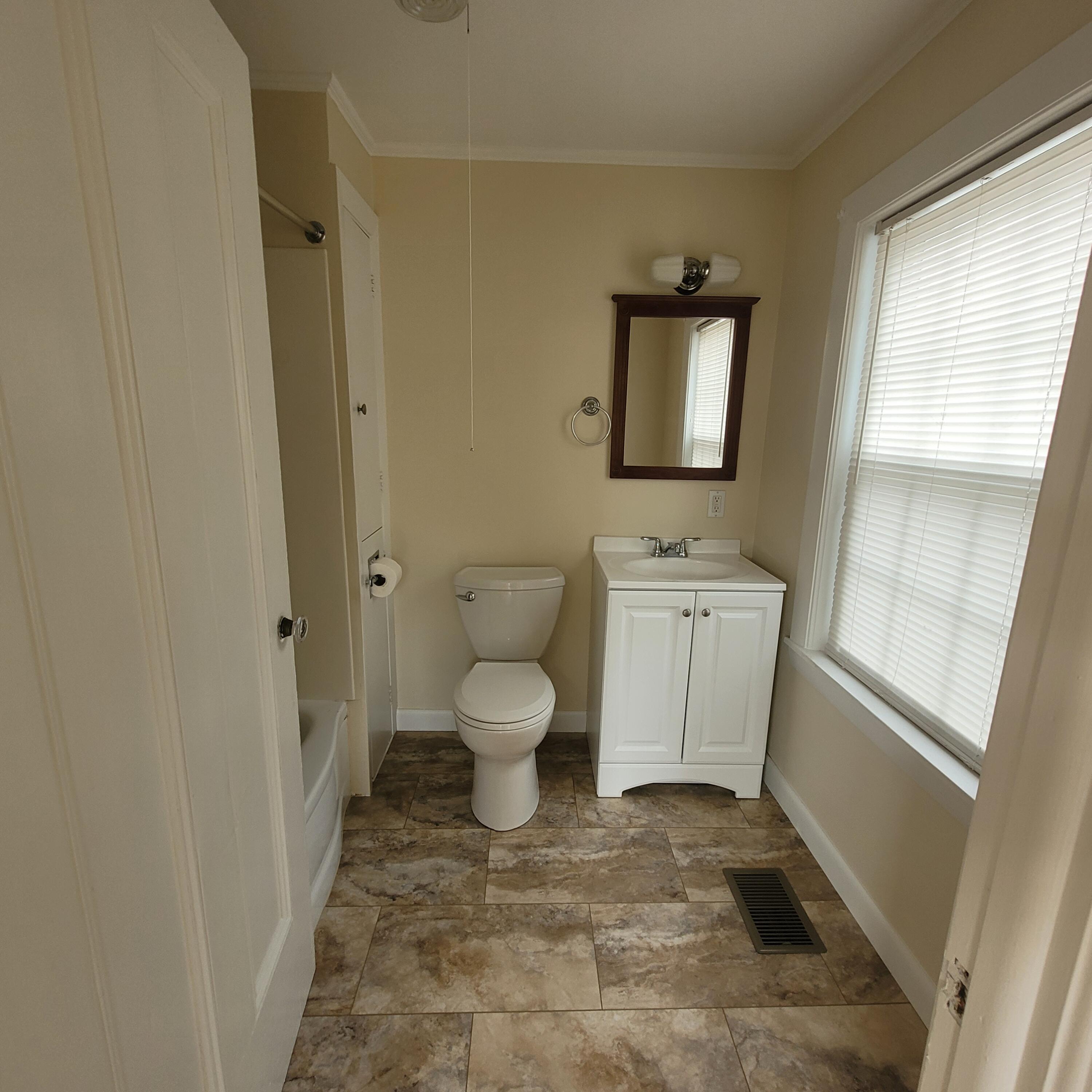 119 Main Road South Hampden, ME 04444 - Photo 21 of 36 20230803_154325