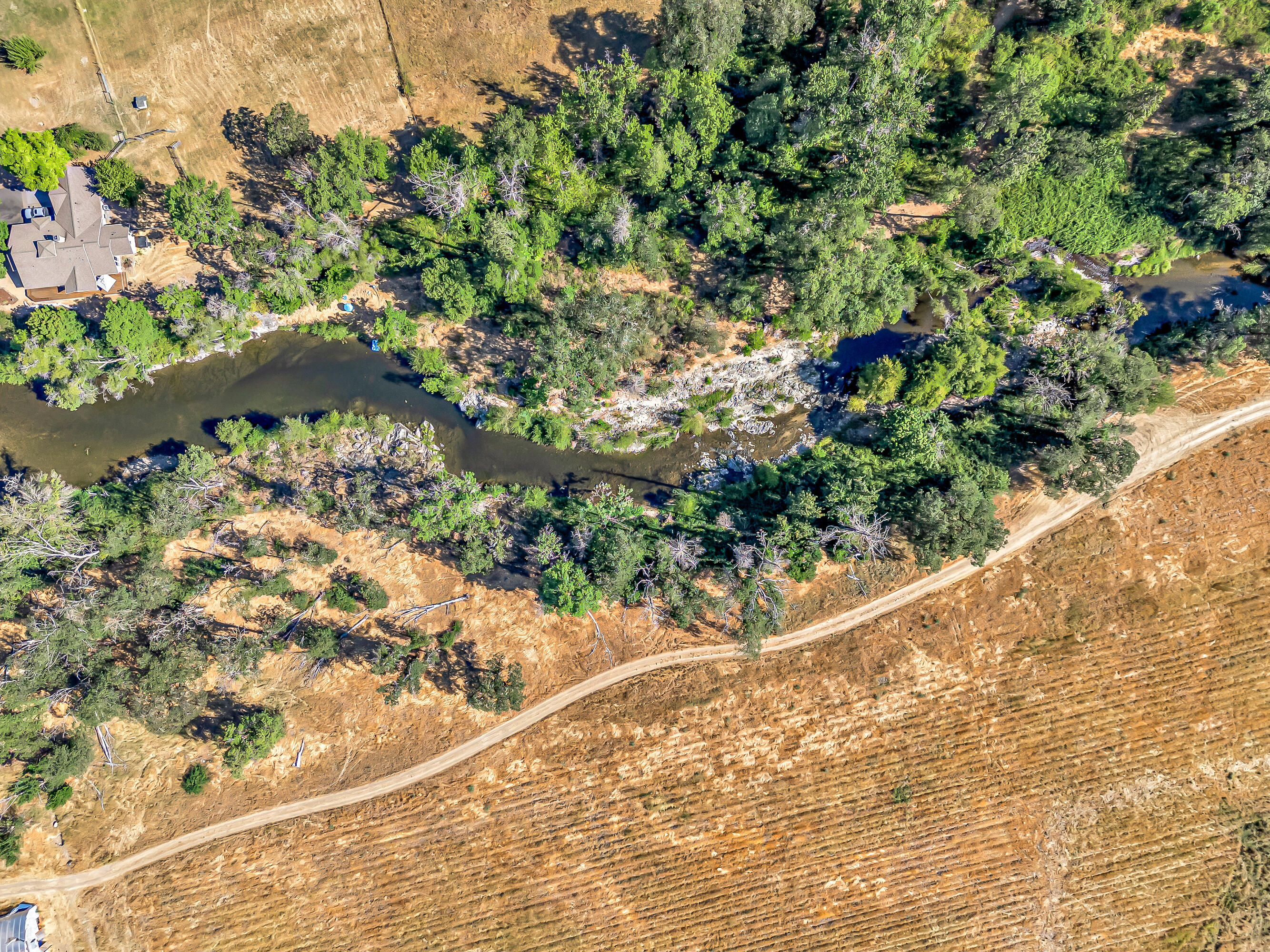 9820 East Evans Creek Road Rogue River, OR 97537 - Photo 35 of 58 DJI_20250722095207_0073_D