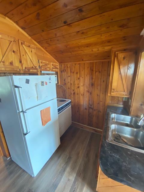 86 Sugar Lf Road Fancy Gap, VA 24328 - Photo 17 of 31 Gallery Image 17