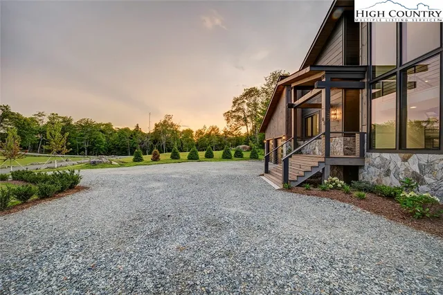 $2,875,000 | 45 Eagle Creek Trail, Banner Elk, NC 28604