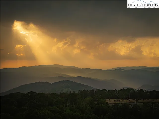 $2,875,000 | 45 Eagle Creek Trail, Banner Elk, NC 28604