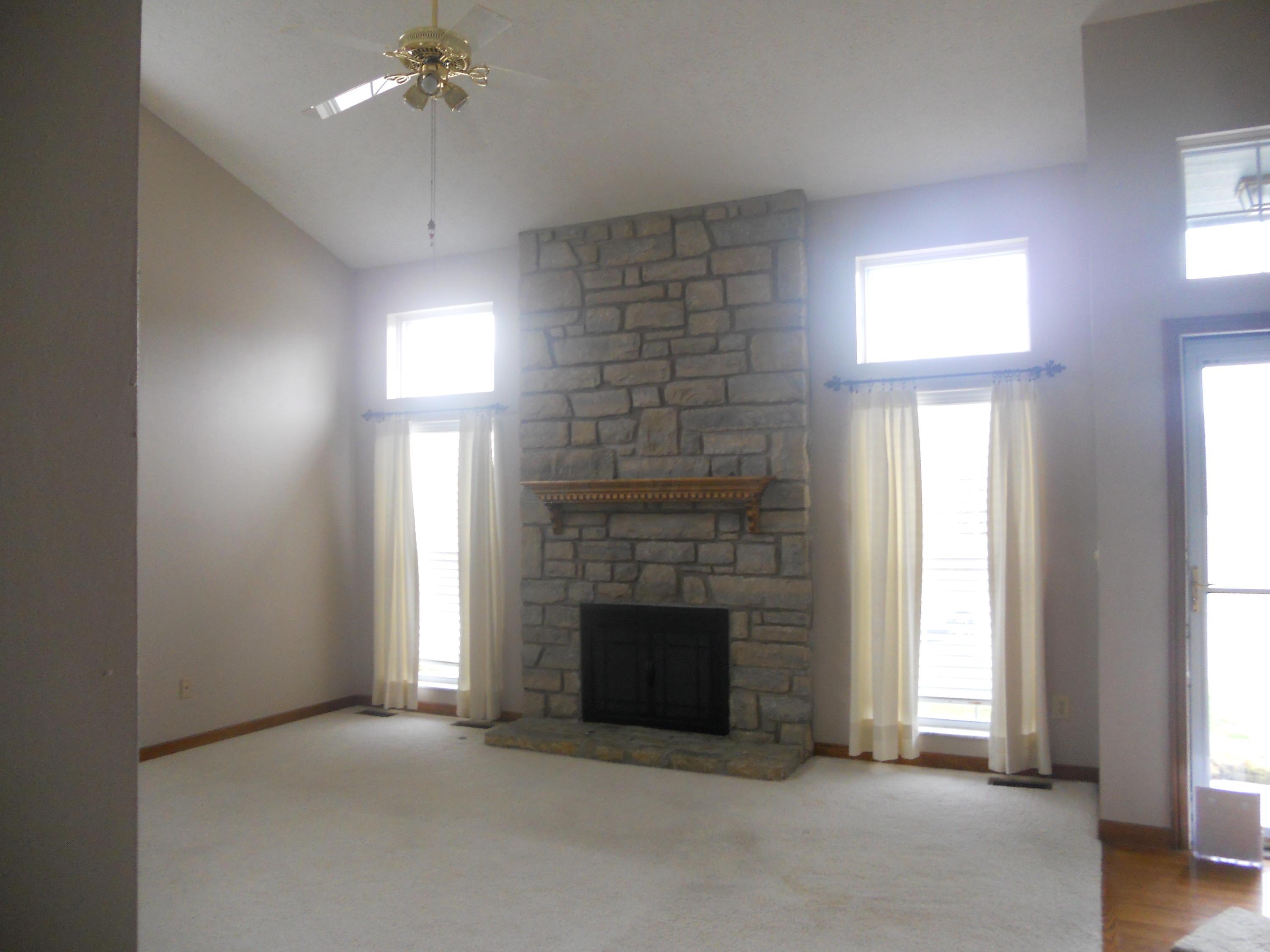 417 Barrington Ridge Pataskala, OH 43062 - Photo 6 of 25 Gallery Image 6