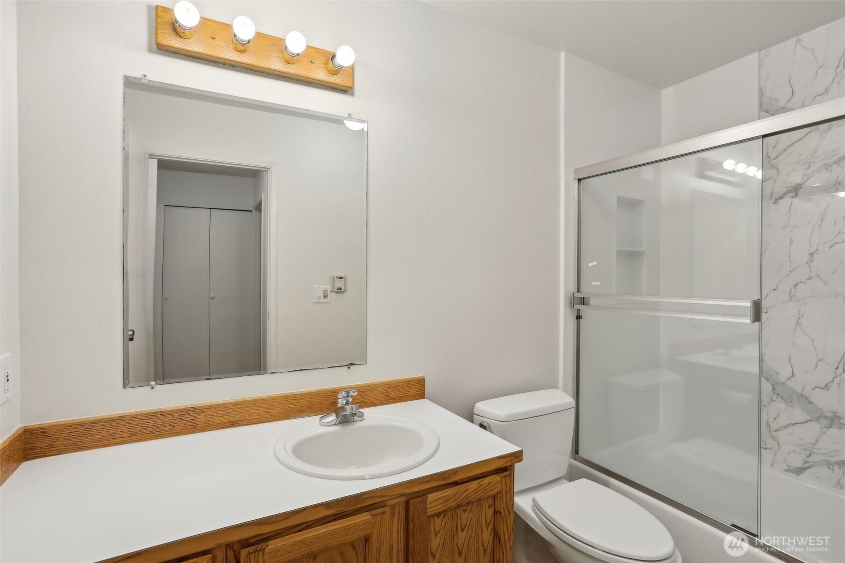 8823 Holly Drive, Unit G102 Everett, WA 98208 - Photo 17 of 25