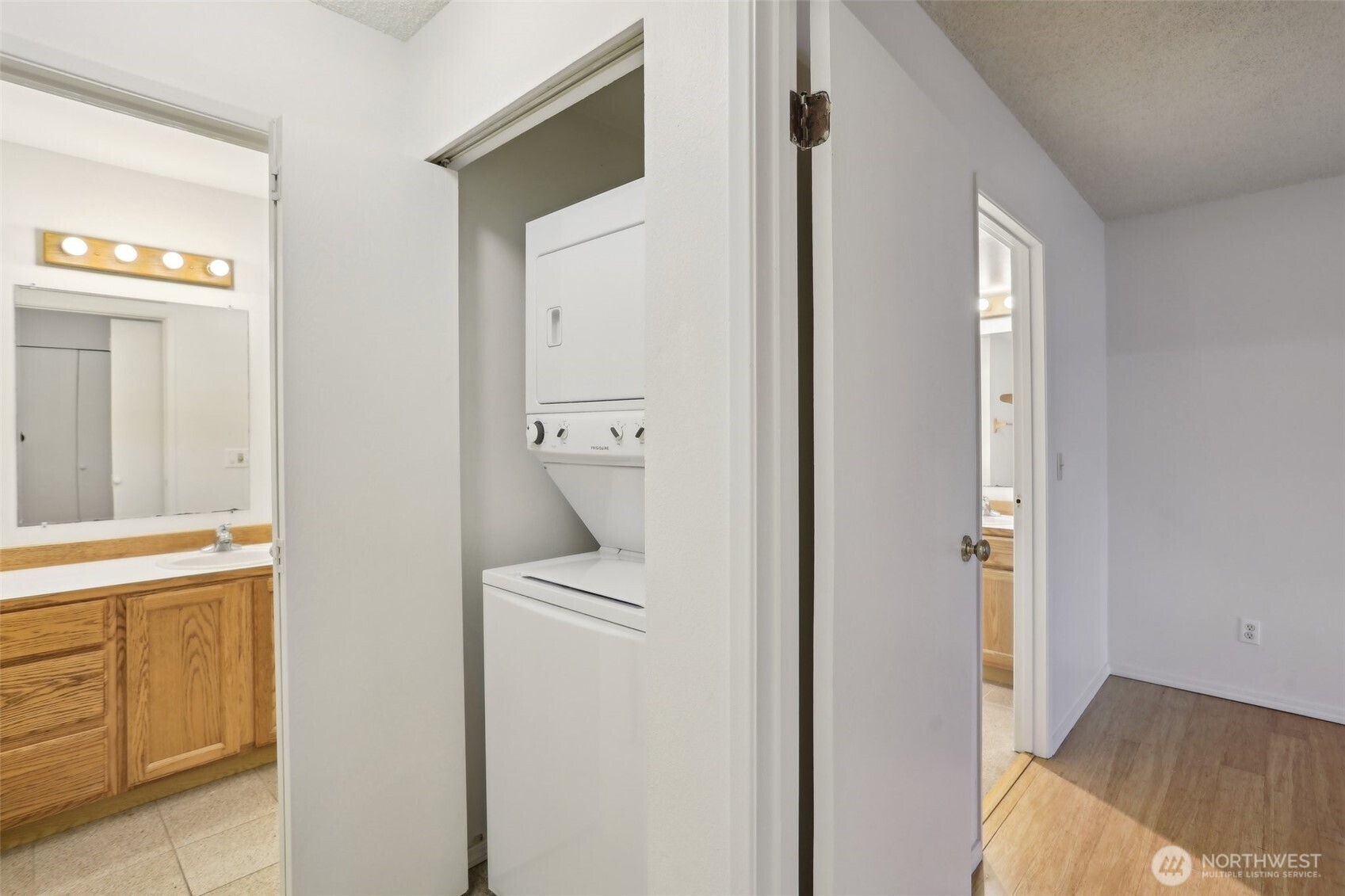 8823 Holly Drive, Unit G102 Everett, WA 98208 - Photo 18 of 25