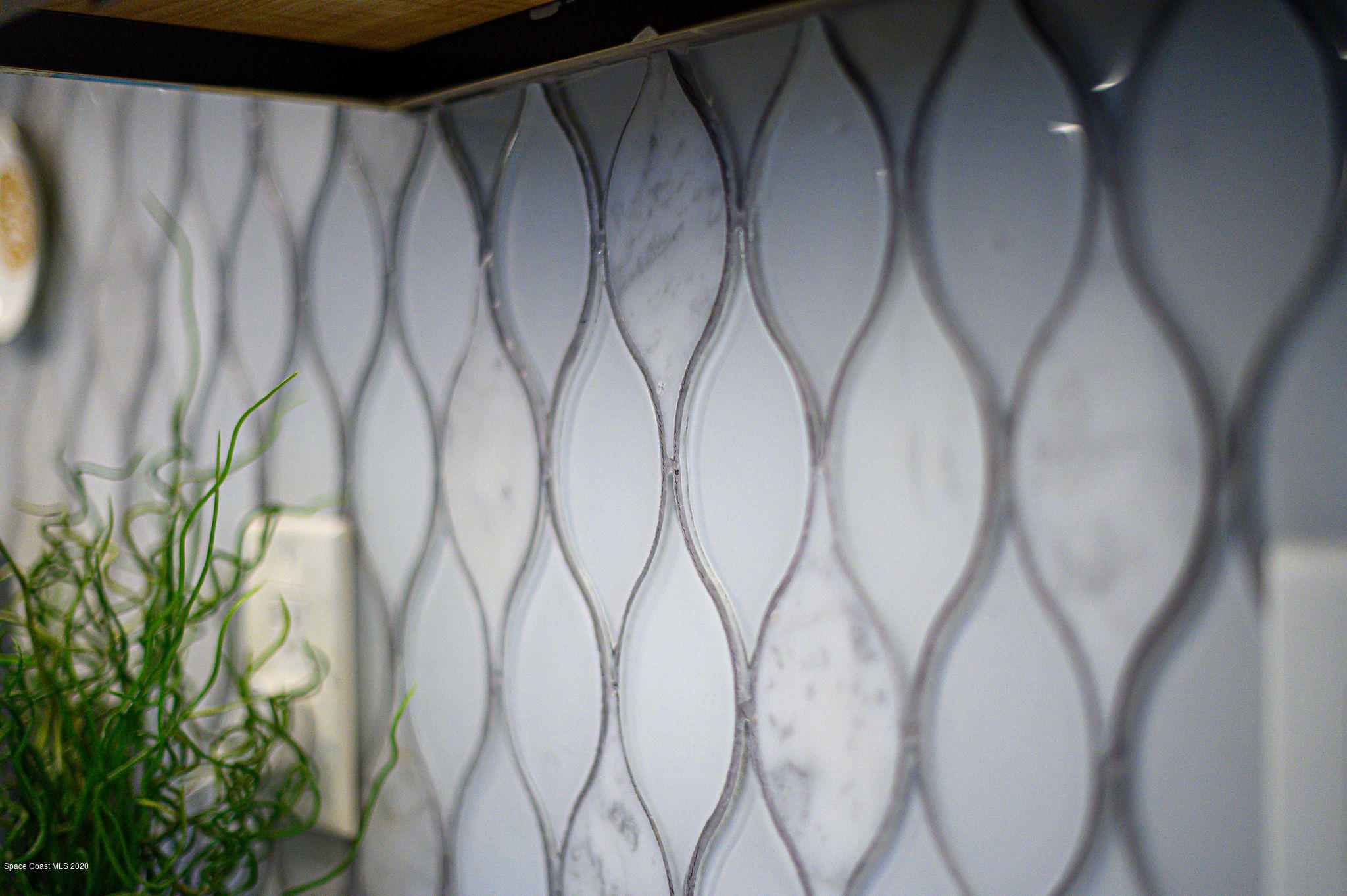 4434 Long Lake Road Melbourne, FL 32934 - Photo 8 of 53 Kitchen Backsplash
