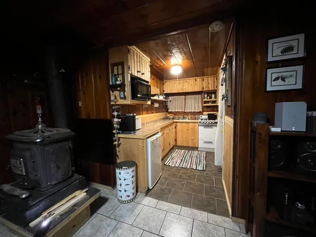 $165,000 | 951 Lake Drive, Harrison, MI 48625