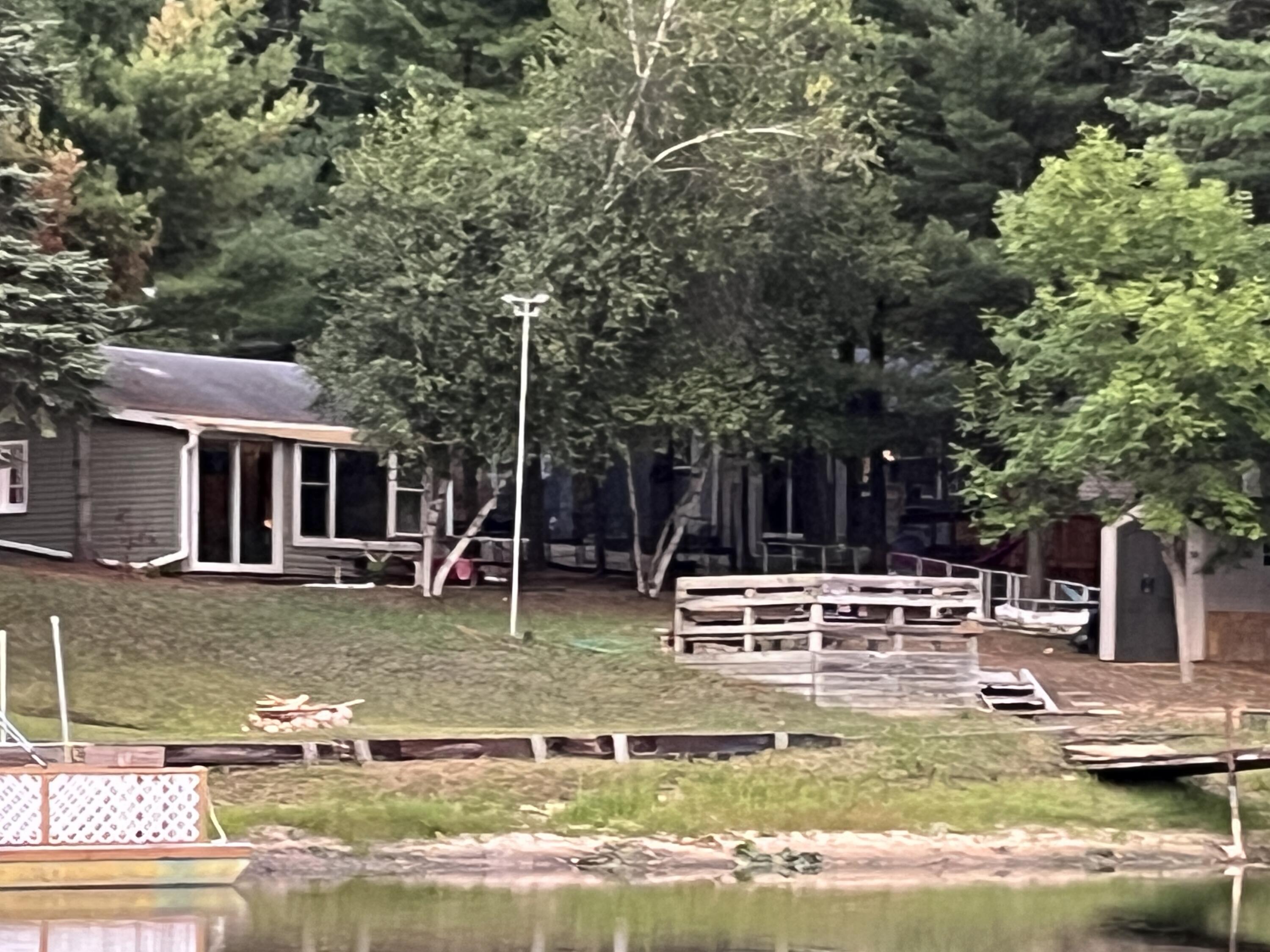 951 Lake Drive Harrison, MI 48625 - Photo 4 of 34 (Upload-from-mobile-1757339465)IMG_3761