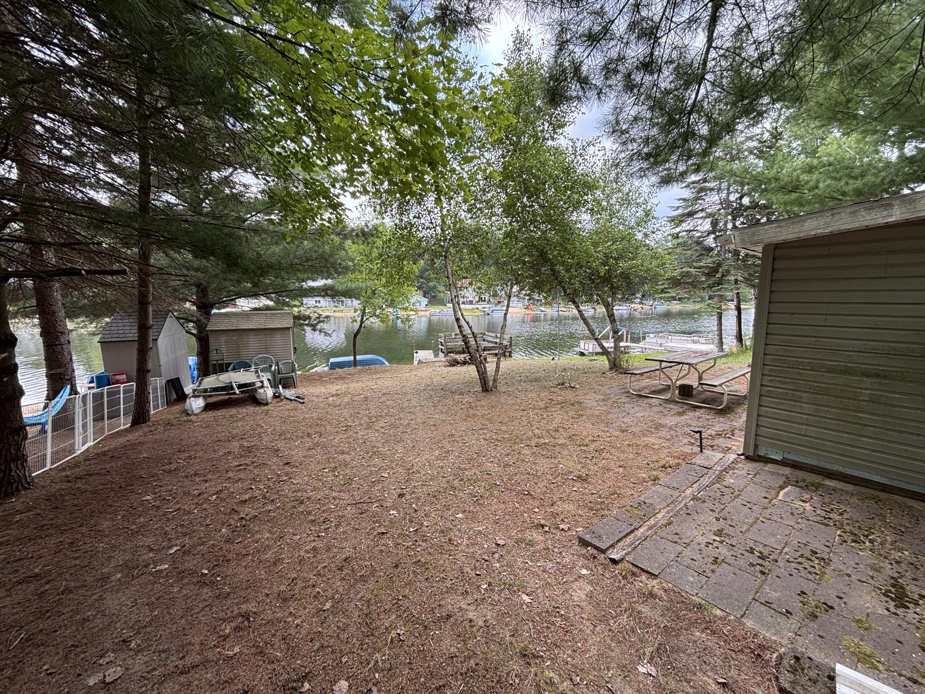 951 Lake Drive Harrison, MI 48625 - Photo 8 of 34 (Upload-from-mobile-1757340601)IMG_5244