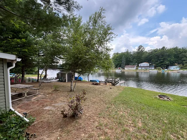 $165,000 | 951 Lake Drive, Harrison, MI 48625