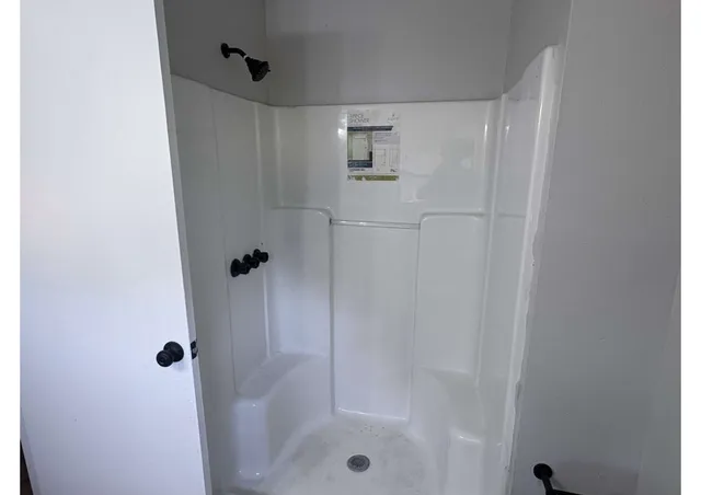 $1,900 | 5923 Van Fleet Street, Houston, TX 77033