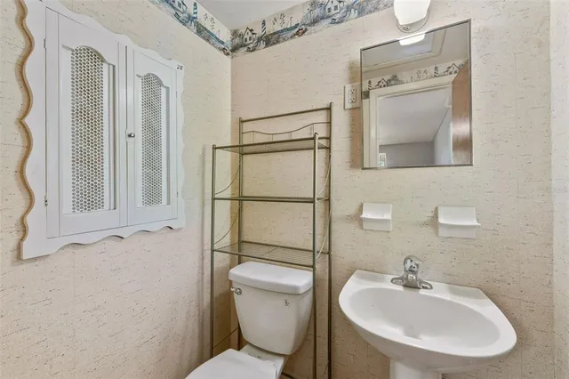 $329,900 | 906 Stanberry Drive, Brandon, FL 33511