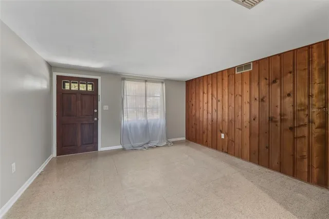 $329,900 | 906 Stanberry Drive, Brandon, FL 33511