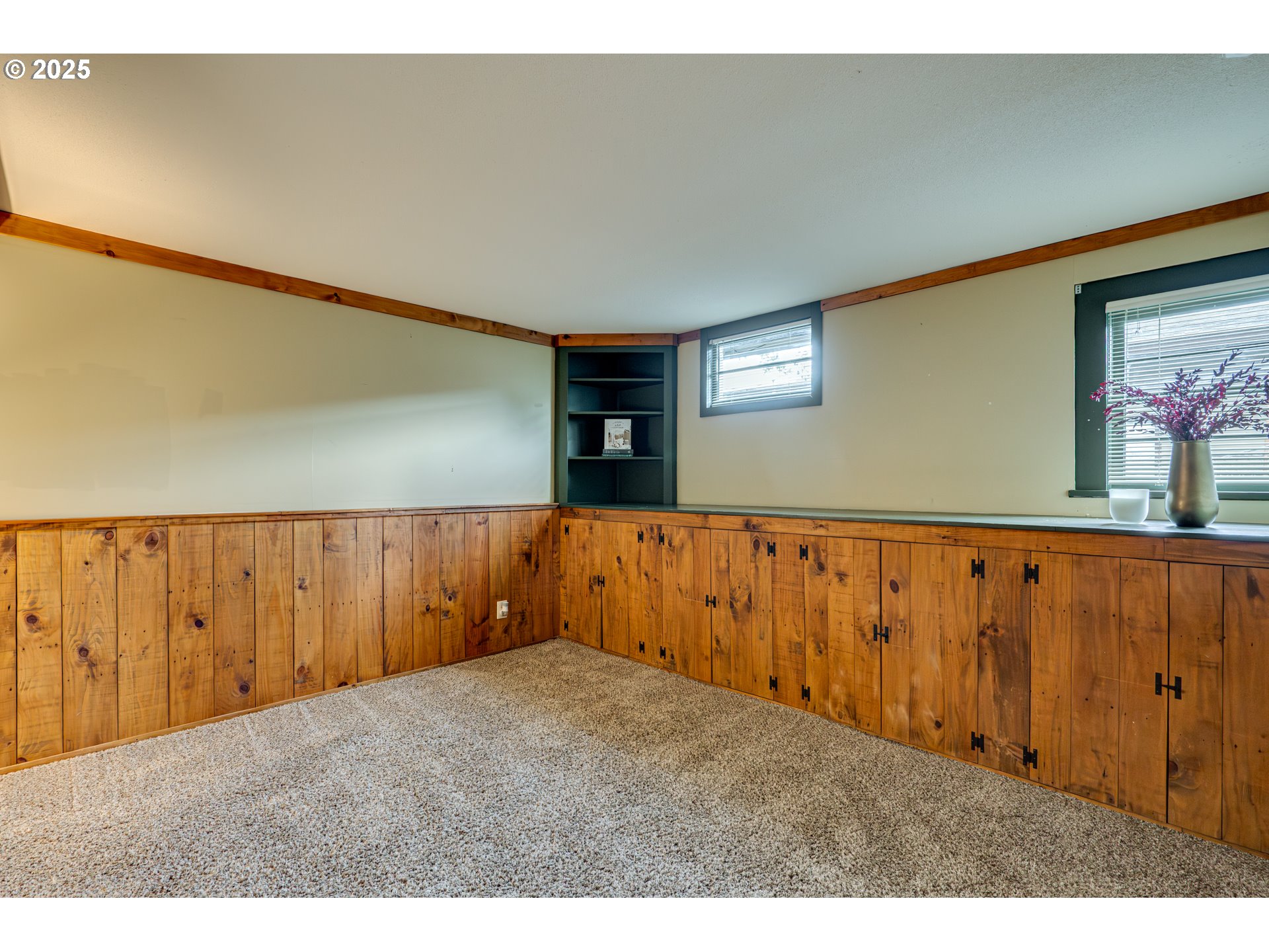 222 Northwest 19th Avenue Camas, WA 98607 - Photo 21 of 42 a view of wooden floor