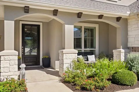 $950,000 | 290 Brentwood Drive, Austin, TX 78737