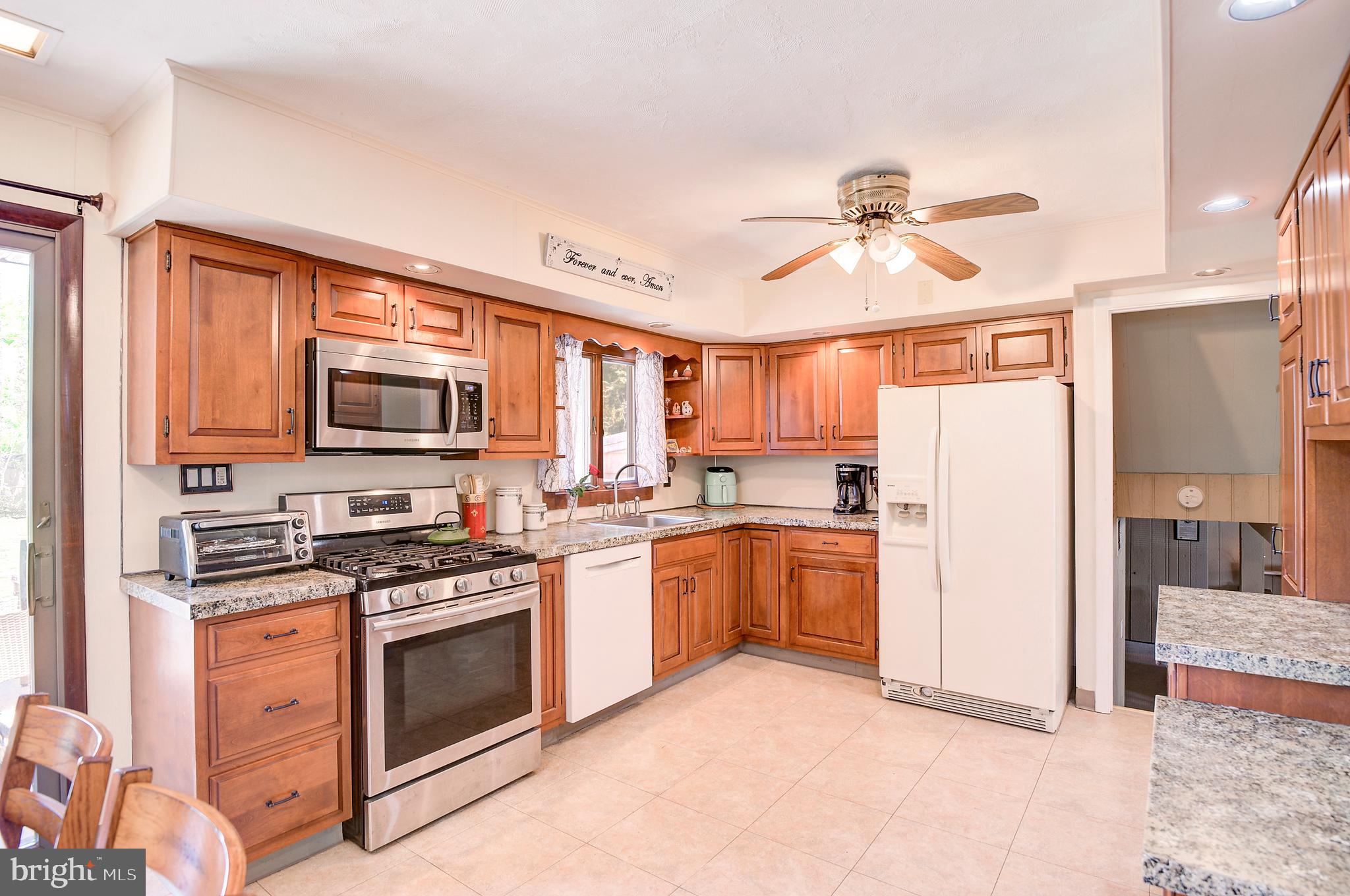 71 Valley View Road Hamilton, NJ 08620 - Photo 11 of 32