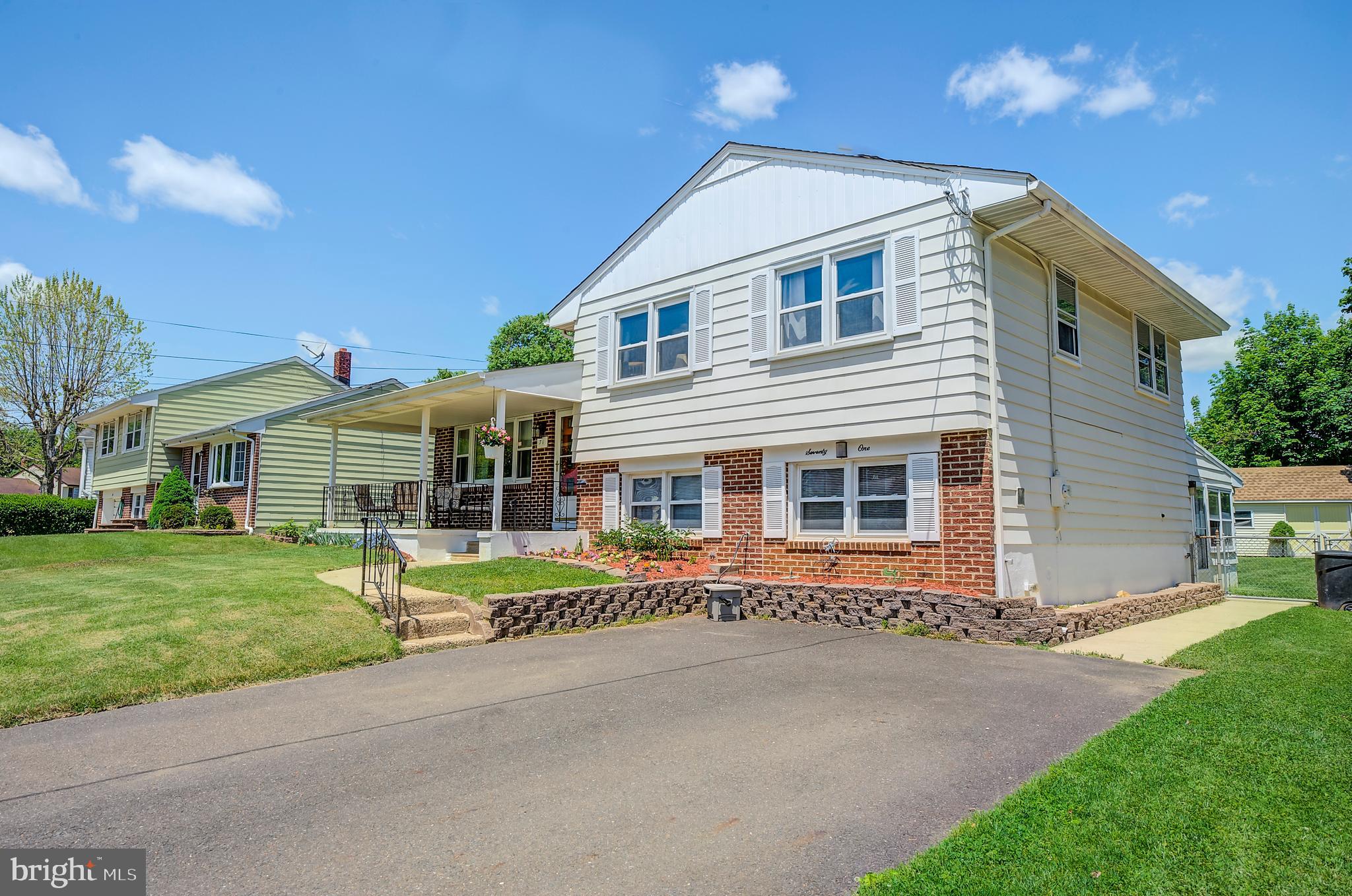 71 Valley View Road Hamilton, NJ 08620 - Photo 4 of 32