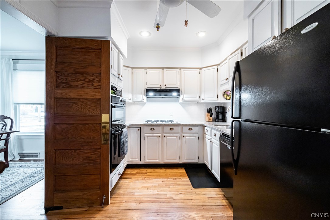 311 Carlton Road Syracuse, NY 13207 - Photo 12 of 27